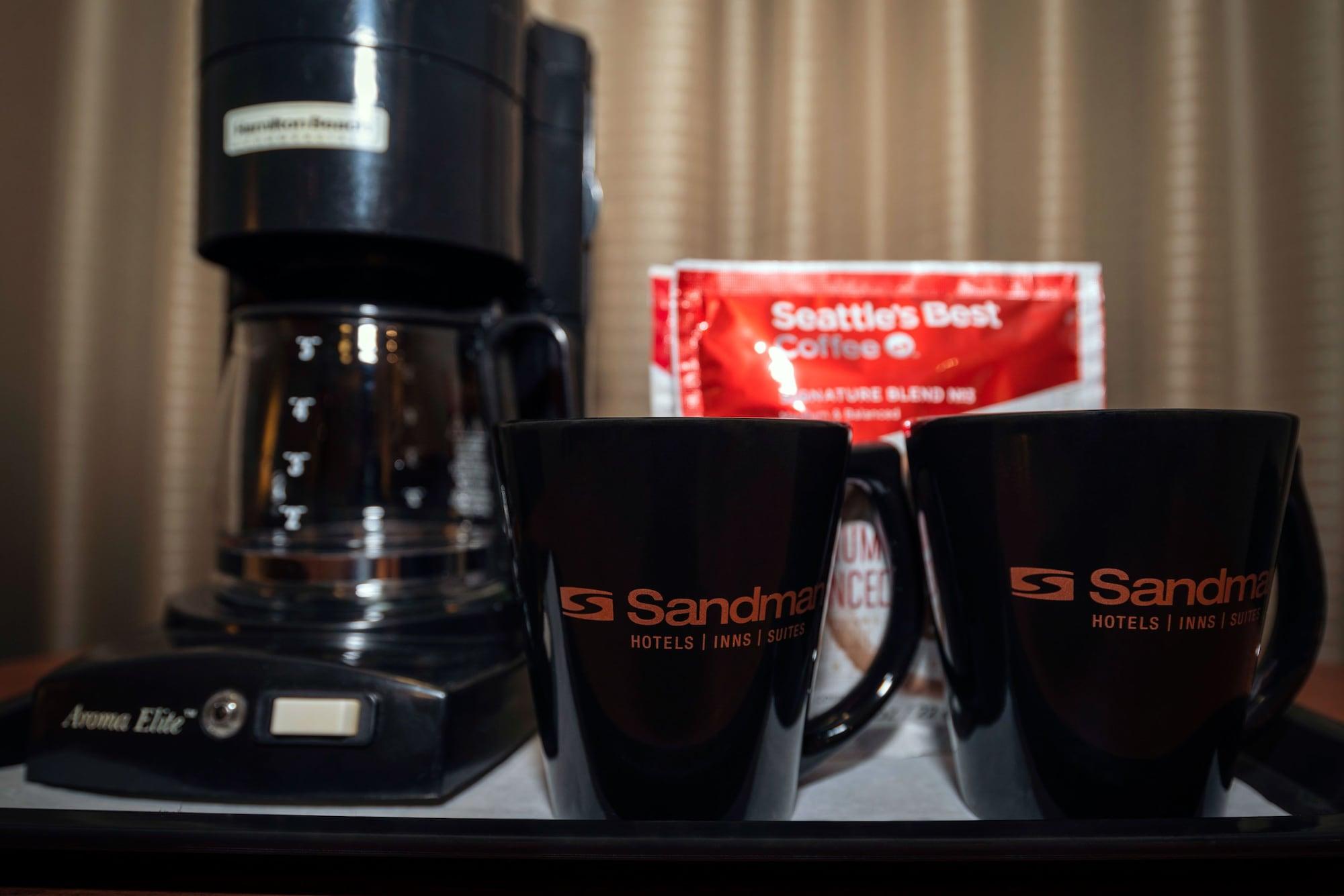 Sandman Hotel & Suites Winnipeg Airport Bagian luar foto